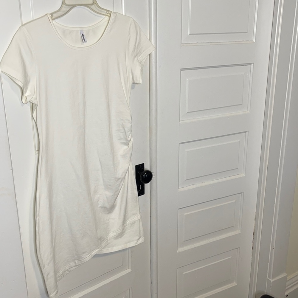 White Bodycon Dress by Missufe